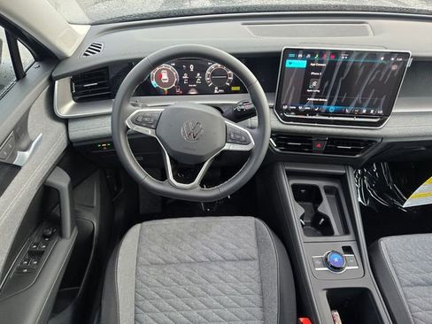 New 2026 Volkswagen Tiguan S FWD image 15