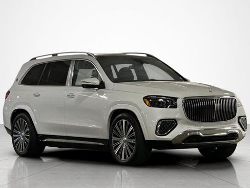 New 2026 Mercedes-Benz Maybach GLS 600 4MATIC image 7