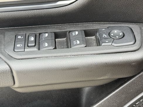 Used 2025 RAM 1500 Big Horn image 25