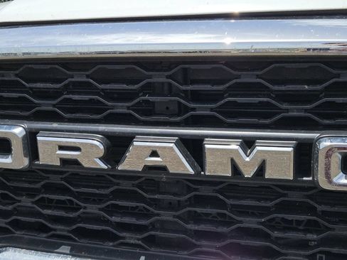 Used 2024 RAM 3500 Tradesman w/ Chrome Appearance Group AWD/4WD image 11