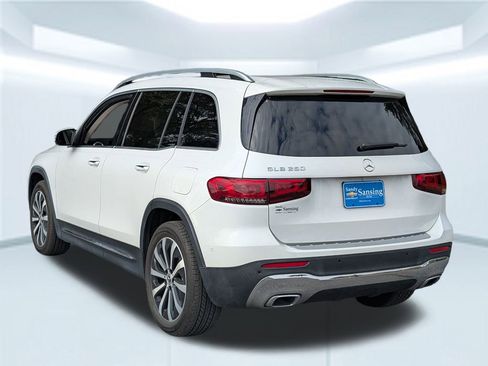 Used 2022 Mercedes-Benz GLB 250 image 4