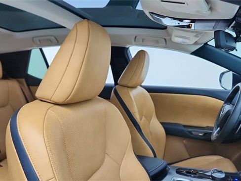 Used 2024 Lexus RZ 450e Premium w/ Technology Package image 21