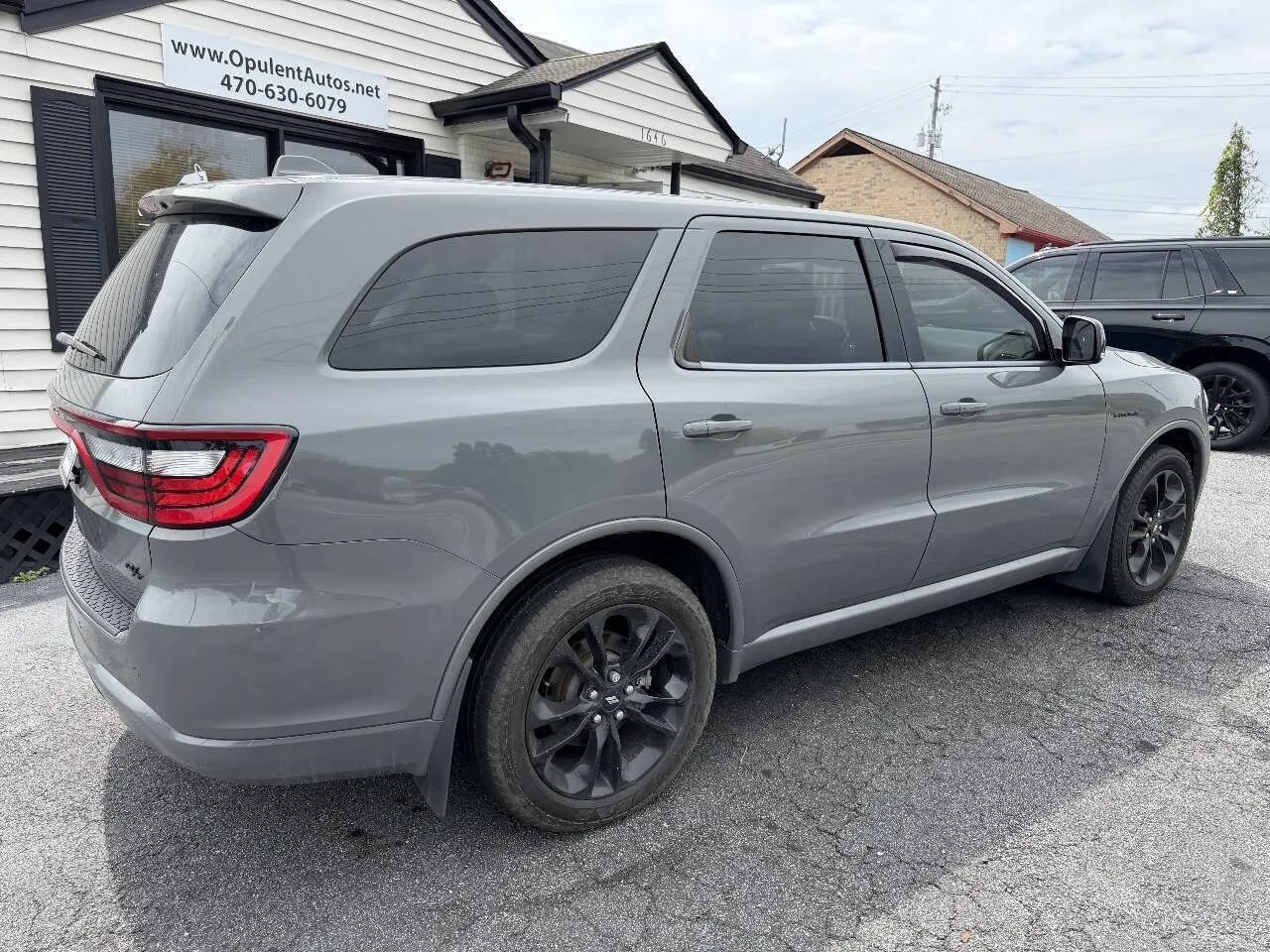 Used 2020 Dodge Durango R/T w/ Blacktop Package RWD image 9