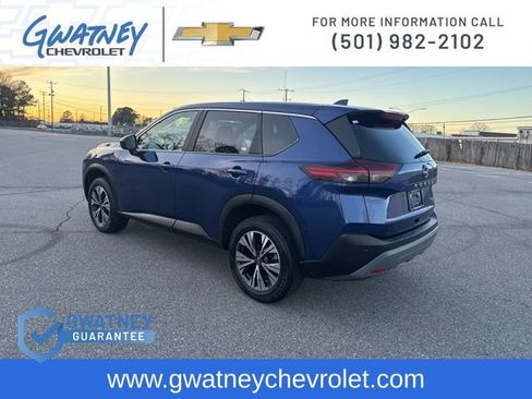 Used 2023 Nissan Rogue SV image 7