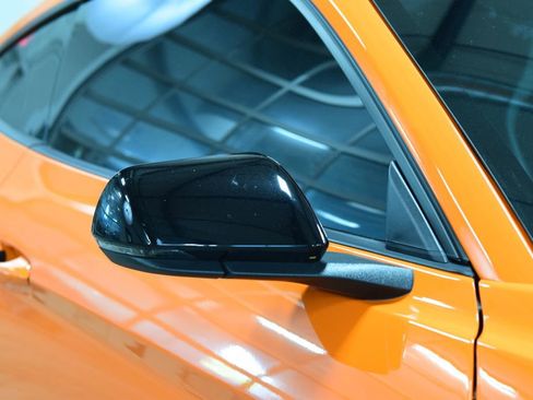 Used 2021 Ford Mustang Shelby GT500 w/ Technology Package RWD image 21