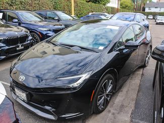 Used 2025 Toyota Prius XLE FWD video 1