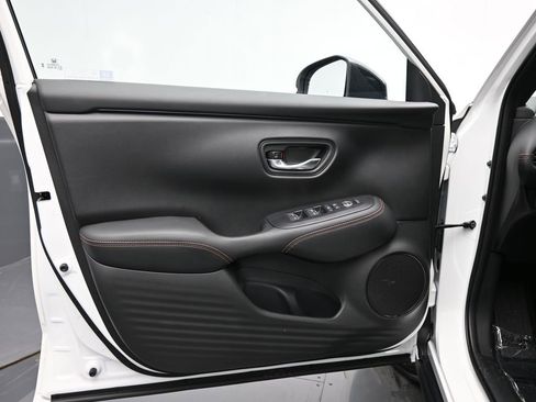 Certified 2026 Honda HR-V Sport image 30