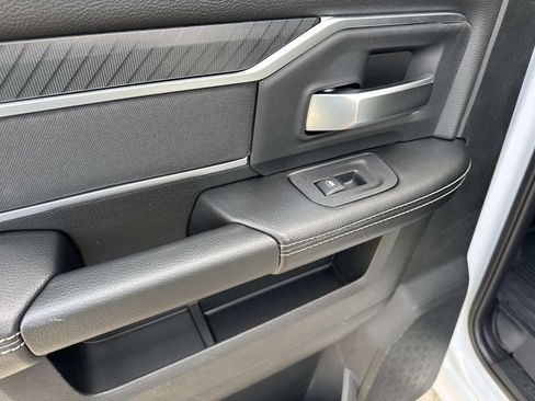 New 2026 RAM 2500 Big Horn AWD/4WD image 31
