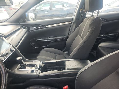Used 2020 Honda Civic Sport image 8