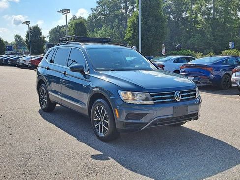 Used 2020 Volkswagen Tiguan SE FWD image 4