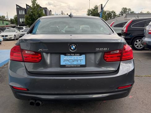 Used 2013 BMW 328i xDrive Sedan AWD/4WD image 2
