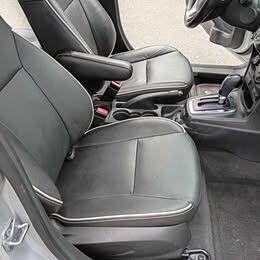 Used 2013 Ford Fiesta Titanium FWD image 15