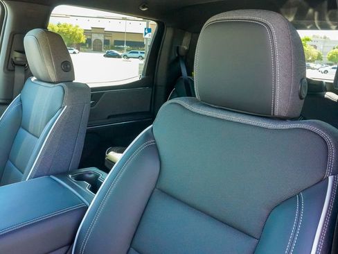 Used 2026 GMC Sierra EV Elevation image 25