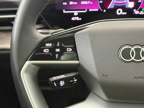 Certified 2025 Audi Q5 Premium w/ Convenience Package image 20