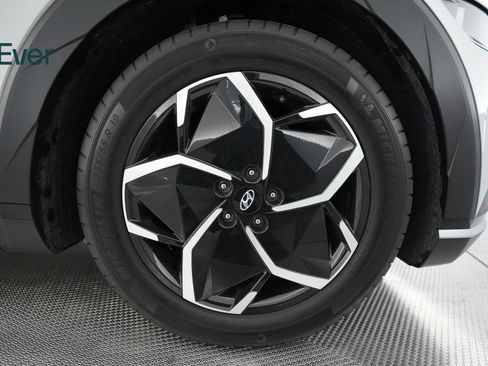 Used 2024 Hyundai Ioniq 5 SEL RWD image 18