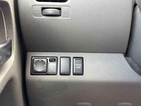 Used 2016 Nissan Frontier SV RWD image 16