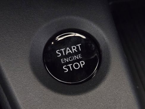New 2026 Nissan Sentra SR w/ Floor Mat Package FWD image 26