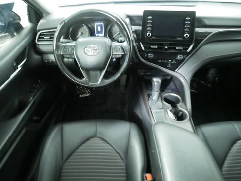 Used 2023 Toyota Camry SE FWD image 19