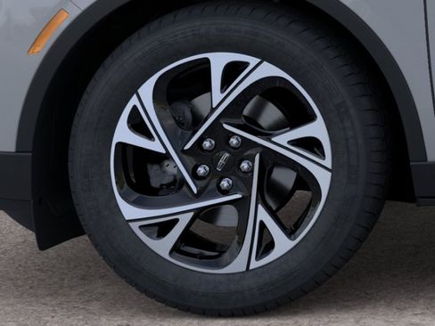 New 2026 Lincoln Nautilus Premier AWD/4WD image 19