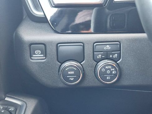 Used 2024 Chevrolet Silverado 2500 LT w/ Convenience Package RWD image 23
