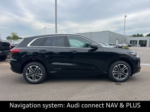 New 2026 Audi Q5 Premium Plus AWD/4WD image 3