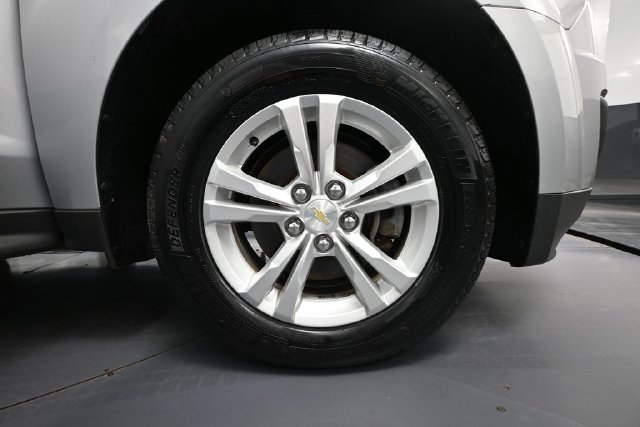 Used 2014 Chevrolet Equinox LS AWD/4WD image 11