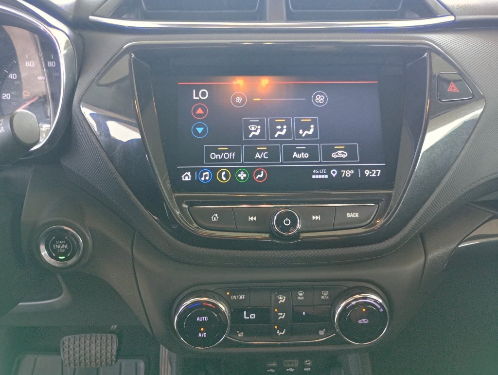 Certified 2023 Chevrolet TrailBlazer LT w/ Convenience Package FWD image 12