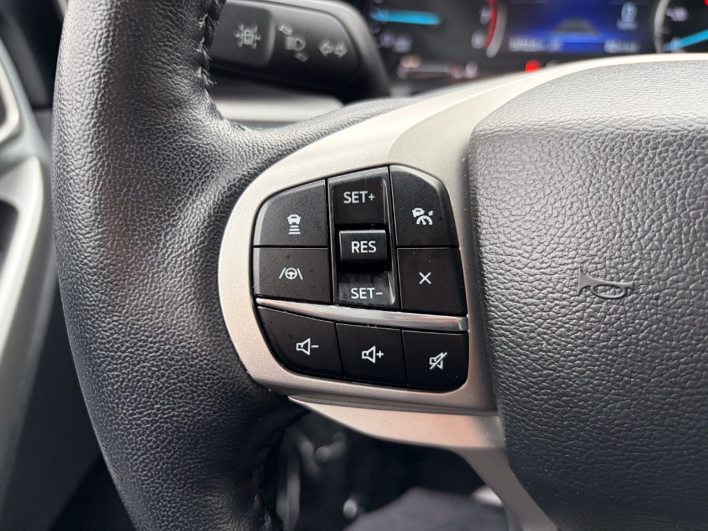 Certified 2023 Ford Explorer XLT w/ Equipment Group 202A AWD/4WD image 28