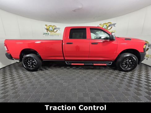 Used 2024 RAM 2500 Tradesman w/ Snow Chief Group AWD/4WD image 9