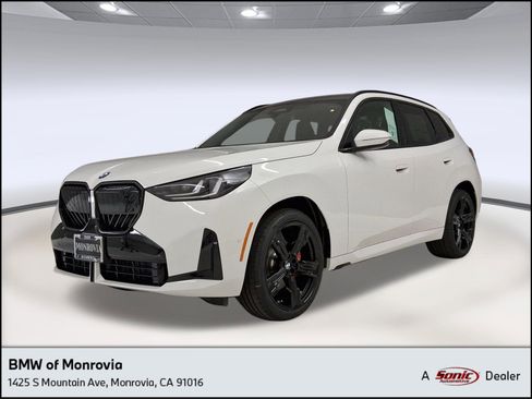 New 2026 BMW X3 xDrive30 w/ M Sport Package AWD/4WD image 1