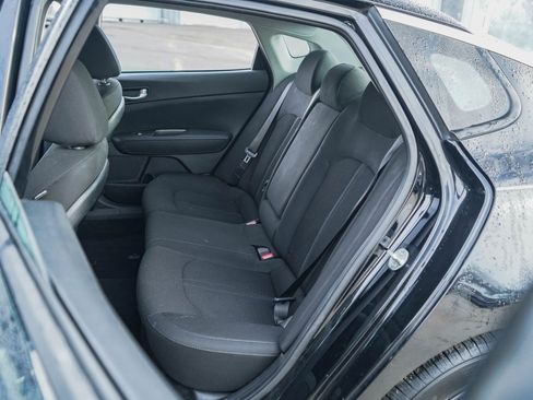 Used 2020 Kia Optima LX image 18