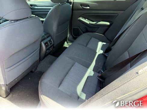Used 2020 Nissan Altima 2.5 SV FWD image 16