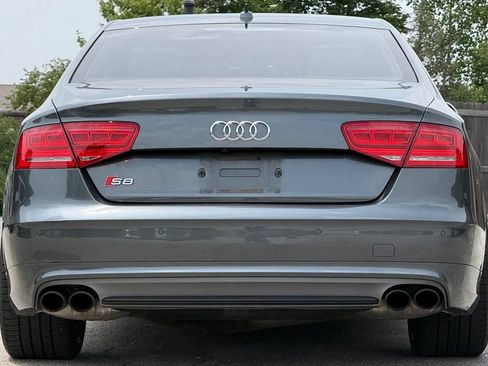 Used 2013 Audi S8 AWD/4WD image 4