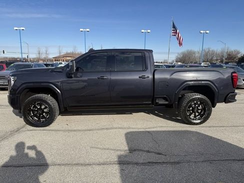 Used 2024 GMC Sierra 2500 Denali Ultimate image 7