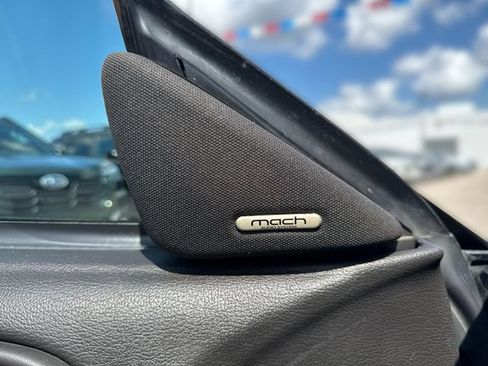 Used 2004 Ford Mustang Convertible RWD image 19