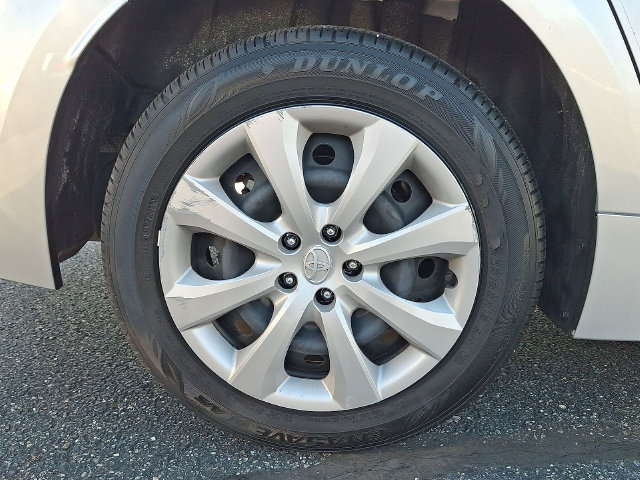 Used 2026 Toyota Corolla LE FWD image 29