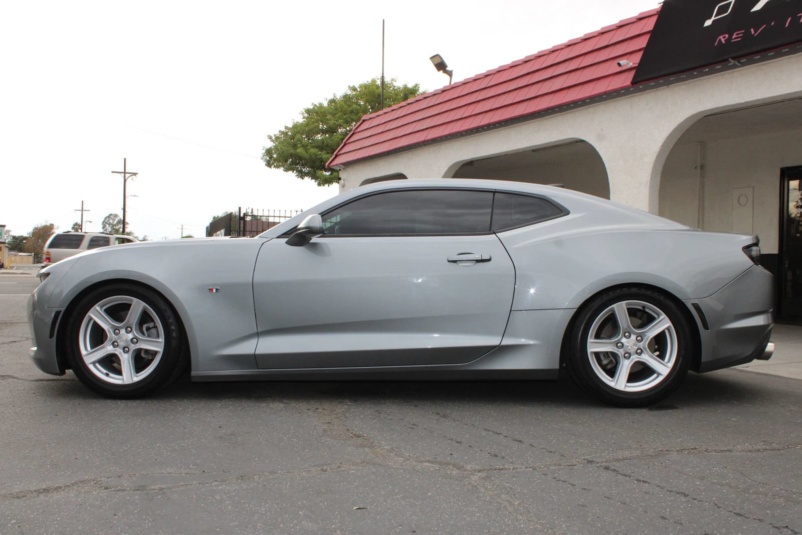 Used 2023 Chevrolet Camaro LT RWD image 38