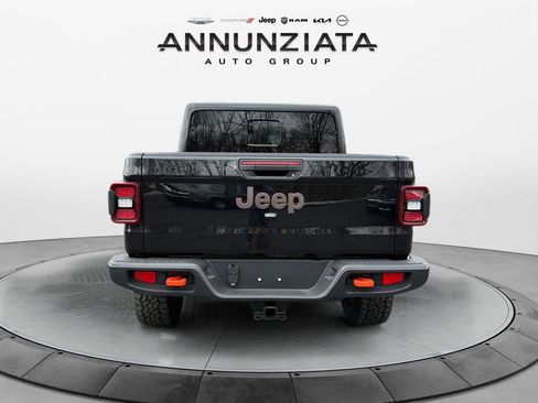 New 2026 Jeep Gladiator Mojave w/ Technology Group AWD/4WD image 4