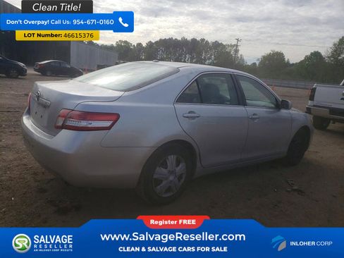 Used 2010 Toyota Camry Sedan image 4