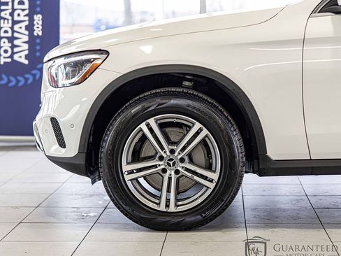 Used 2021 Mercedes-Benz GLC 300 4MATIC w/ Exterior Lighting Package image 7
