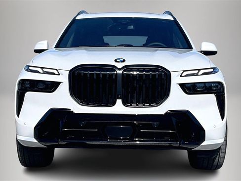 New 2026 BMW X7 xDrive40i image 12