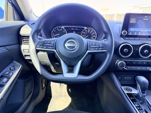 Used 2024 Nissan Sentra SV image 13