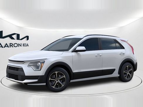 New 2026 Kia Niro LX FWD image 3