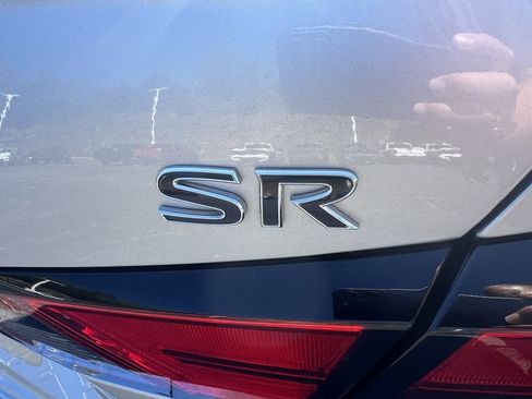 Used 2022 Nissan Altima 2.5 SR image 14