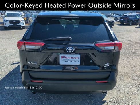 Used 2021 Toyota RAV4 LE image 5