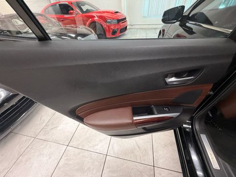 Used 2015 Acura TLX V6 w/ Technology Package FWD image 15
