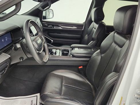 Used 2022 Jeep Wagoneer Series II image 18