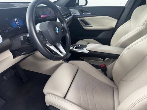 Used 2025 BMW X1 xDrive28i w/ Premium Package AWD/4WD image 14