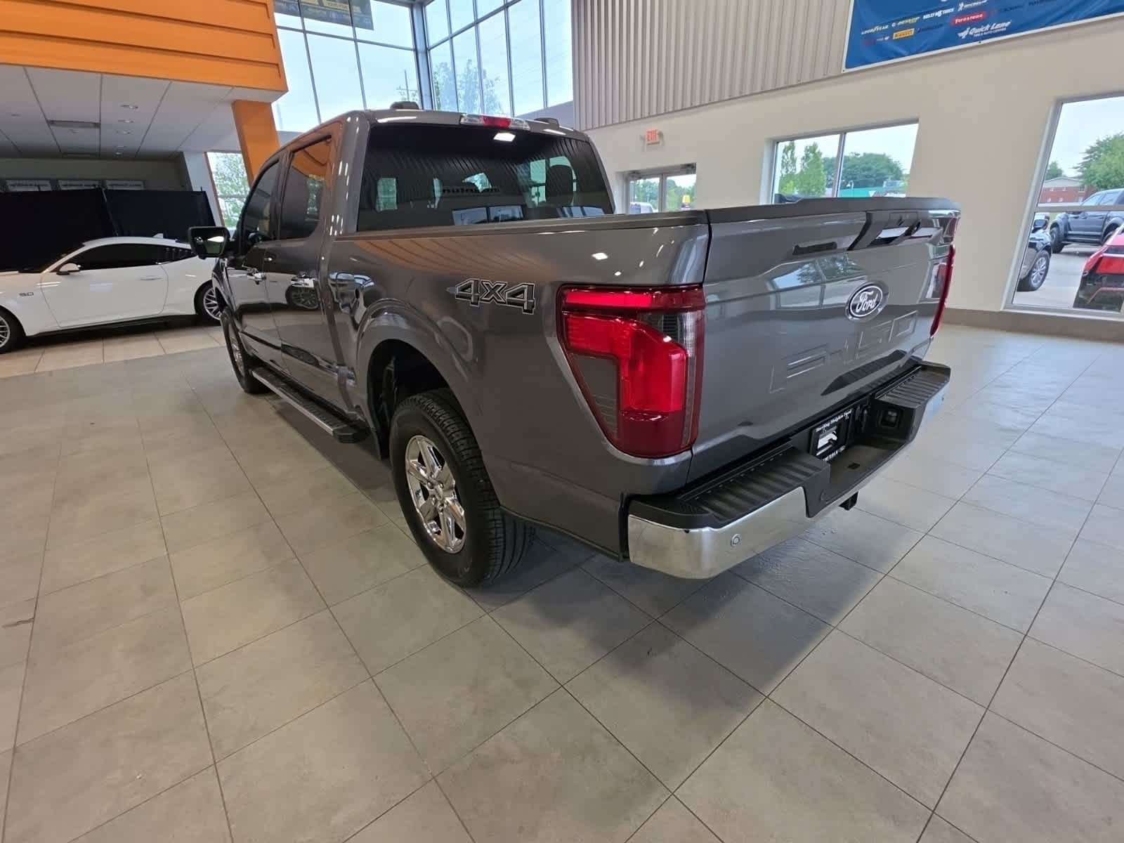 Used 2024 Ford F150 XLT AWD/4WD image 12