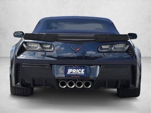 Used 2015 Chevrolet Corvette Z06 w/ 2LZ Preferred Equipment Group RWD image 7